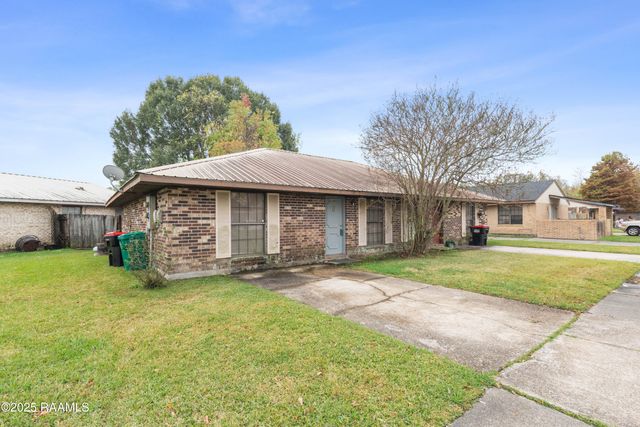 504 Knollwood Circle A, Lafayette, LA 70506