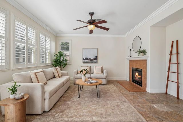 1891 Rogue River Ct, West Sacramento, CA 95691
