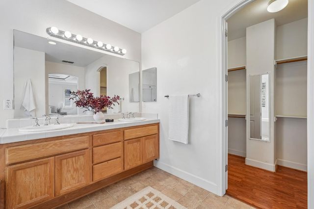1891 Rogue River Ct, West Sacramento, CA 95691