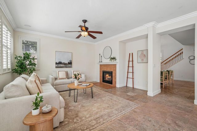 1891 Rogue River Ct, West Sacramento, CA 95691