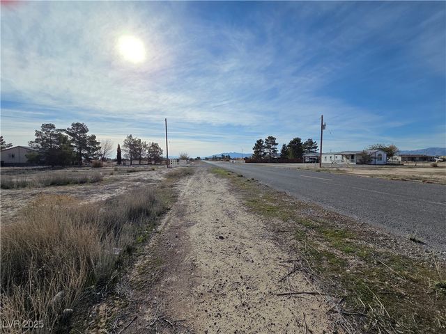 2331 North Linda Street, Pahrump, NV 89060