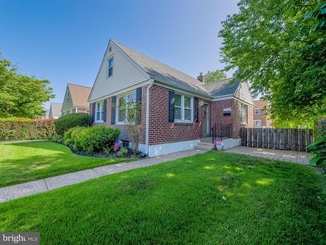 1109 OLD LN, Drexel Hill, PA 19026