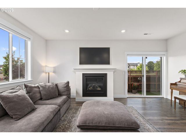 11000 Sw VERDUN Loop, Wilsonville, OR 97070