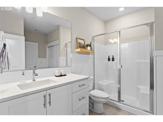11000 Sw VERDUN Loop, Wilsonville, OR 97070