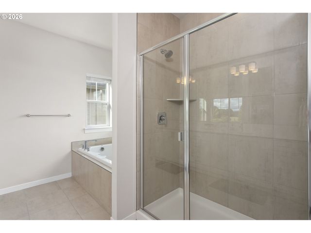 11000 Sw VERDUN Loop, Wilsonville, OR 97070