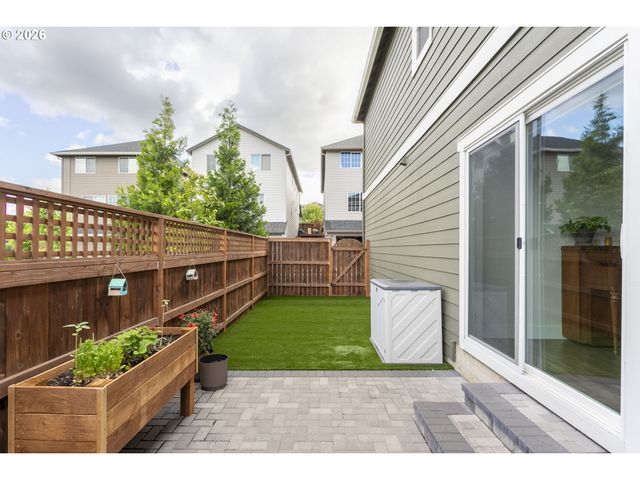 11000 Sw VERDUN Loop, Wilsonville, OR 97070