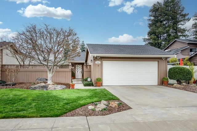 6663 N Hanover, Fresno, CA 93722