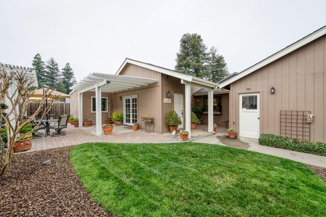 6663 N Hanover, Fresno, CA 93722