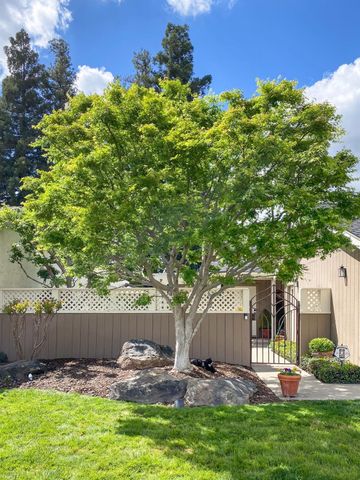 6663 N Hanover, Fresno, CA 93722