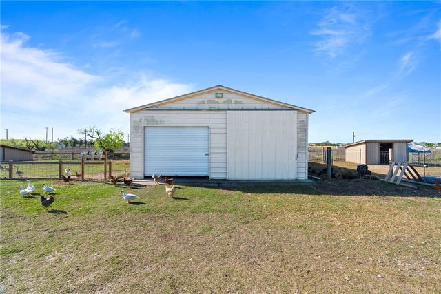 267 Old Salt Lake, Rockport, TX 78382