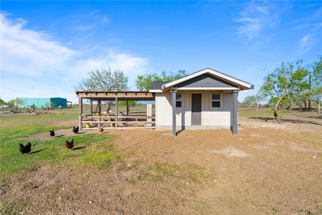 267 Old Salt Lake, Rockport, TX 78382
