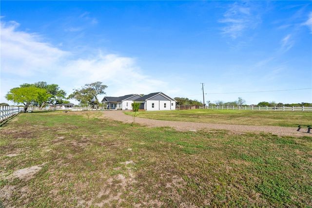 267 Old Salt Lake, Rockport, TX 78382