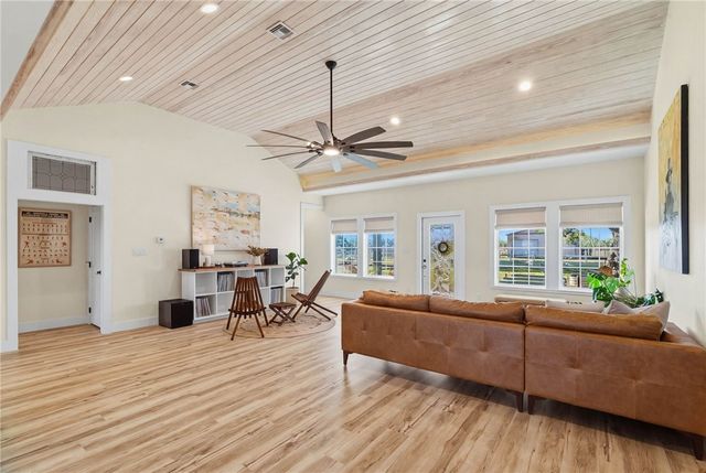 267 Old Salt Lake, Rockport, TX 78382