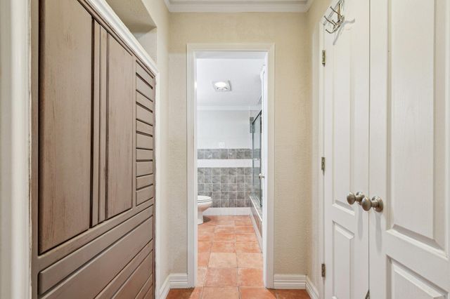 138 World Of Tennis SQ, Lakeway, TX 78738