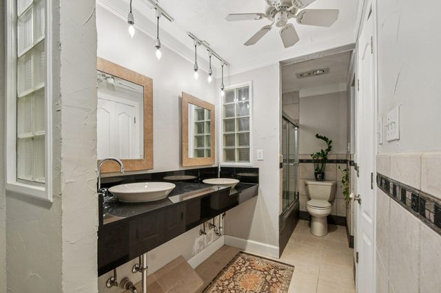 138 World Of Tennis SQ, Lakeway, TX 78738