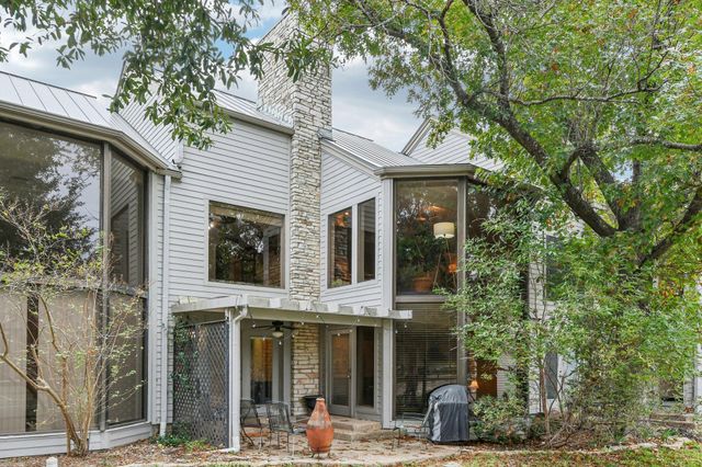 138 World Of Tennis SQ, Lakeway, TX 78738