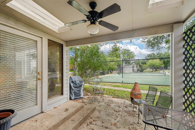 138 World Of Tennis SQ, Lakeway, TX 78738