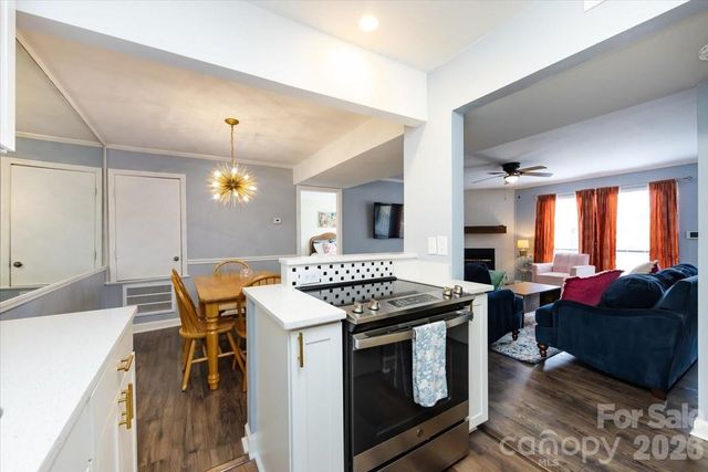 1608 Sharon Road W 45, Charlotte, NC 28210