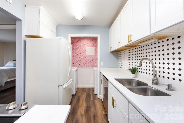 1608 Sharon Road W 45, Charlotte, NC 28210