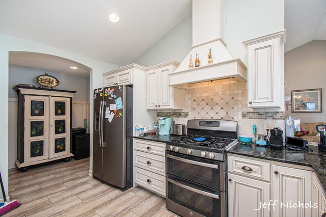 3111 Sandy Drive Sw, City Of Wyoming, MI 49418