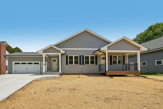 313 Front Street, Watertown, WI 53094
