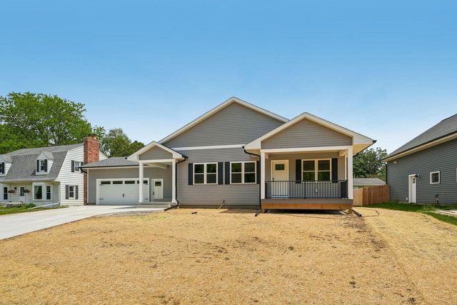 313 Front Street, Watertown, WI 53094