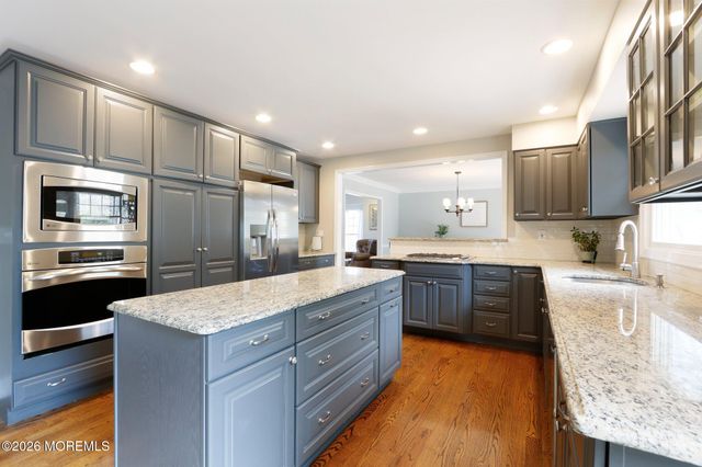 3 Sentry Court, Holmdel, NJ 07733