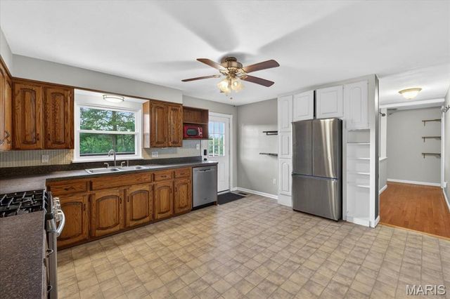 5505 Saxtown Road, Millstadt, IL 62260