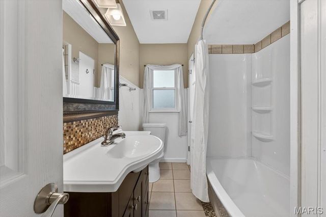 5505 Saxtown Road, Millstadt, IL 62260