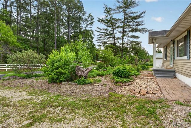 5505 Saxtown Road, Millstadt, IL 62260