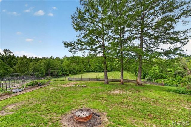 5505 Saxtown Road, Millstadt, IL 62260