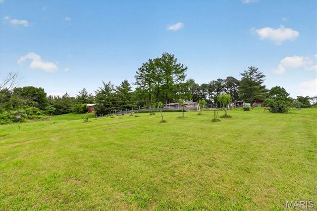 5505 Saxtown Road, Millstadt, IL 62260