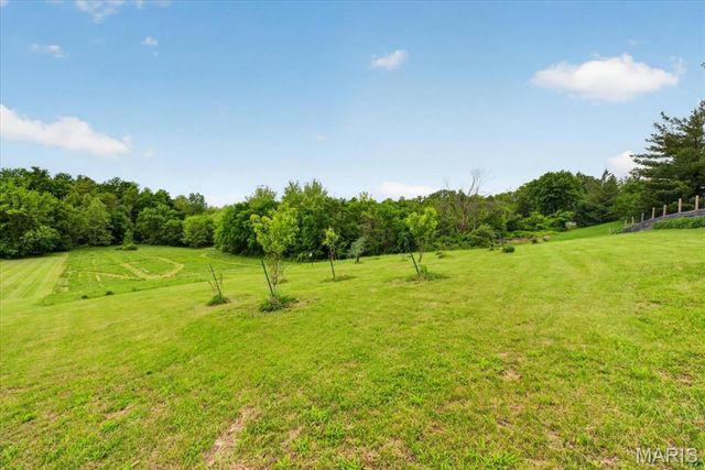 5505 Saxtown Road, Millstadt, IL 62260