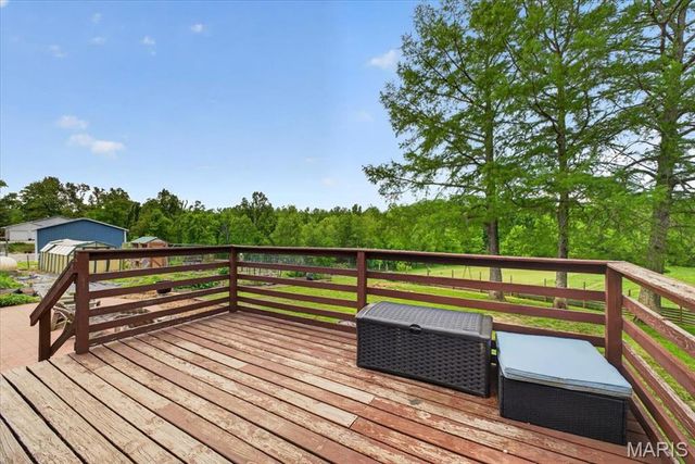 5505 Saxtown Road, Millstadt, IL 62260