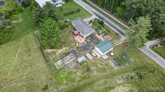5505 Saxtown Road, Millstadt, IL 62260