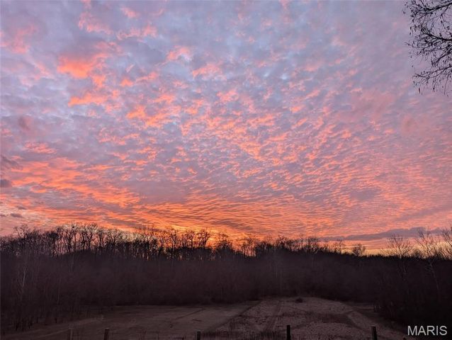 5505 Saxtown Road, Millstadt, IL 62260