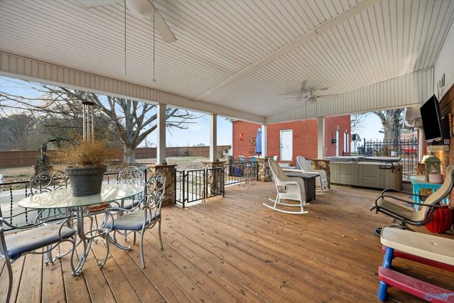 21669 Holt Road, Athens, AL 35613