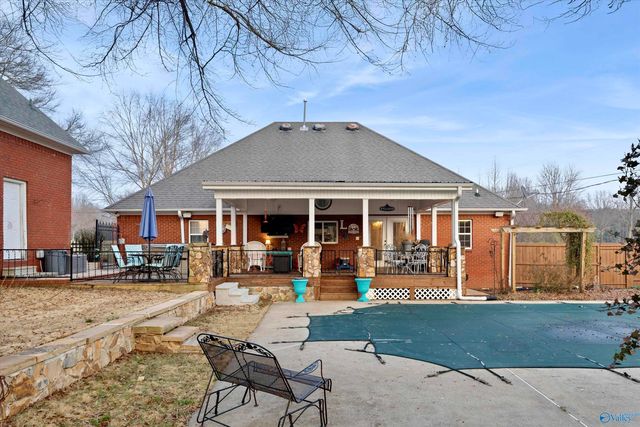 21669 Holt Road, Athens, AL 35613