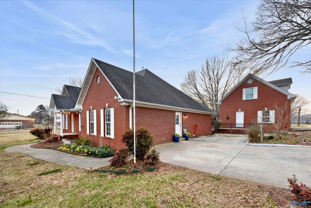 21669 Holt Road, Athens, AL 35613