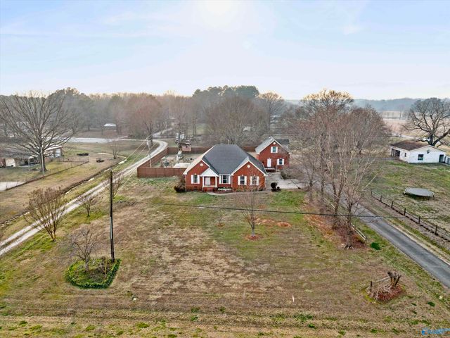 21669 Holt Road, Athens, AL 35613