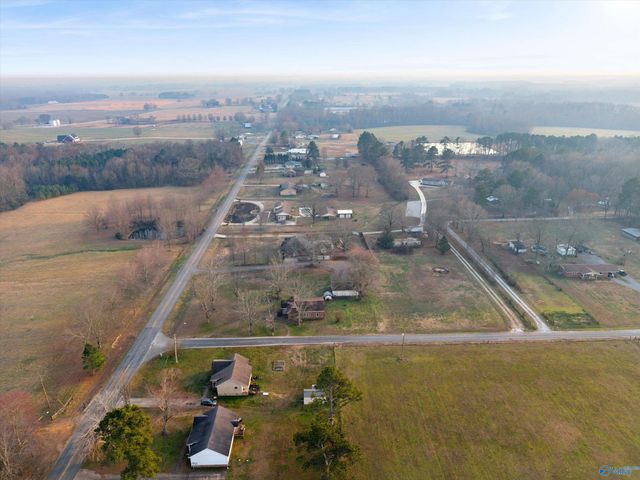 21669 Holt Road, Athens, AL 35613