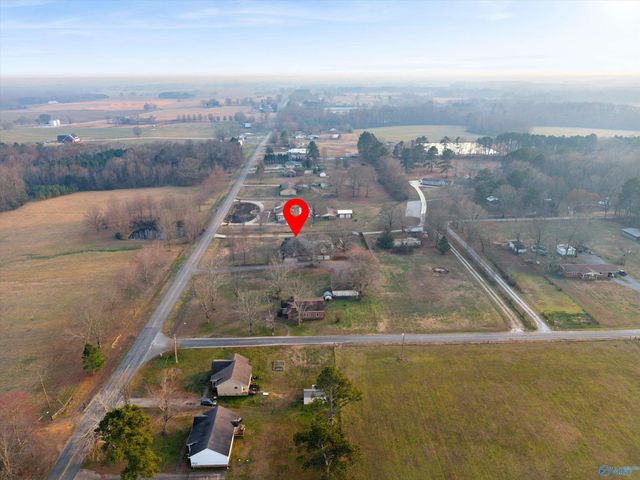 21669 Holt Road, Athens, AL 35613
