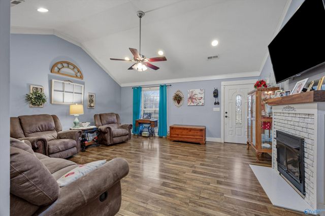 21669 Holt Road, Athens, AL 35613