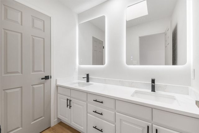 7485 Saratoga Lane, Santa Fe, NM 87507