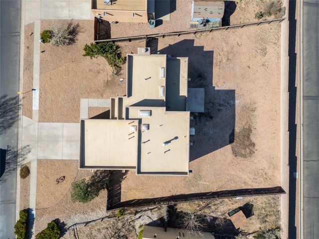 7485 Saratoga Lane, Santa Fe, NM 87507