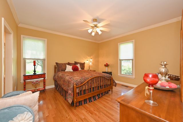 210 The Hollows Ct, Hendersonville, TN 37075