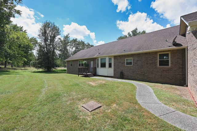 210 The Hollows Ct, Hendersonville, TN 37075
