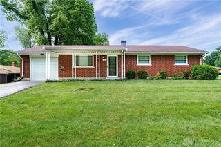 30 W Blossom Hill Road, Dayton, OH 45449