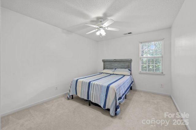 1656 Heather Glen Road, Kannapolis, NC 28081