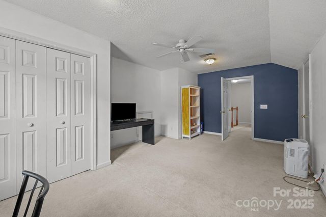 1656 Heather Glen Road, Kannapolis, NC 28081